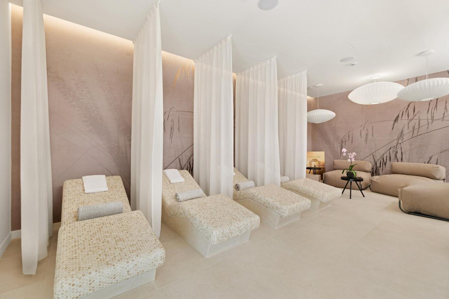 El Coto Hotel 5*